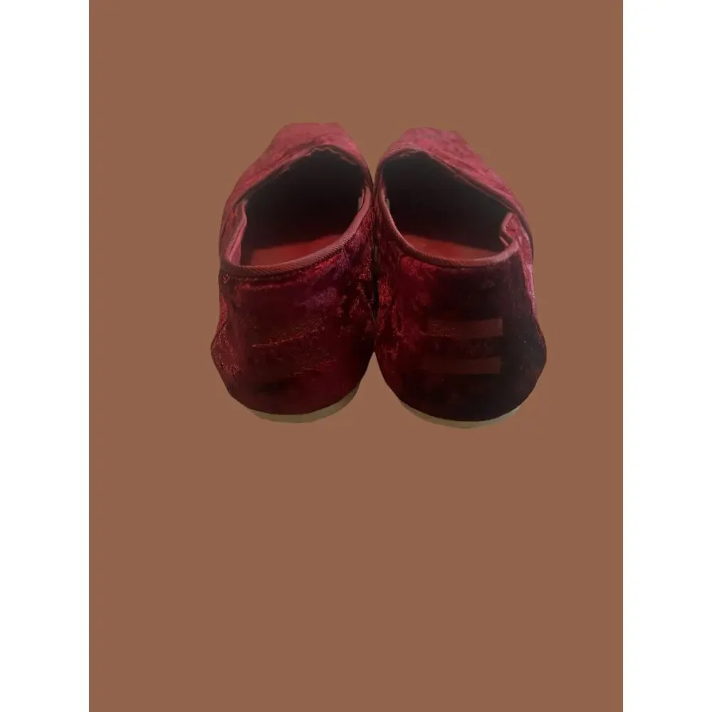 WOMEN'S SIZE W 7.5- TOMS Alpargata Slip Ons, Crushed Velvet, Black Cherry